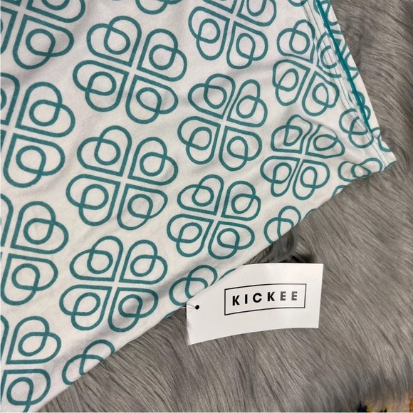 Kickee Women’s Bamboo Viscose Infinity Scarf - Picture 3 of 7